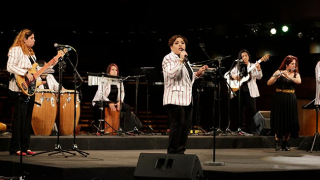 AMBIENTE CRIOLLO | TEATRO EN GRANDE